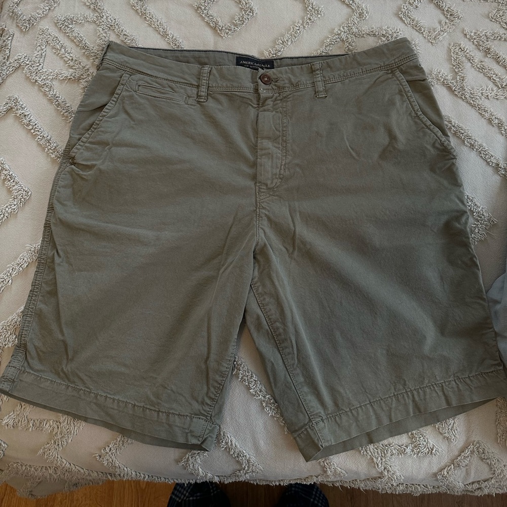 Men’s American Eagle Next Level Flex shorts